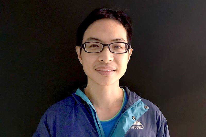 嚴重牙周病治療: 療程含慢性牙周病/植牙補骨/人工植牙/全瓷冠<span>Dr.葉立維</span>