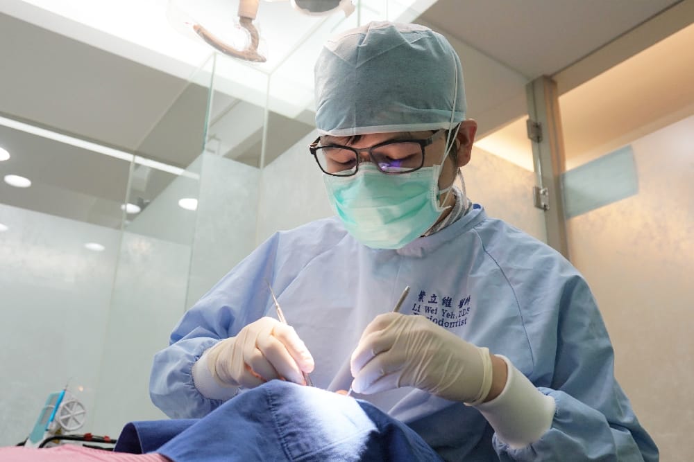 【媒體報導】嚴重牙周病鐵定拔牙？ 名醫教你做對兩件事「留牙超過10年」