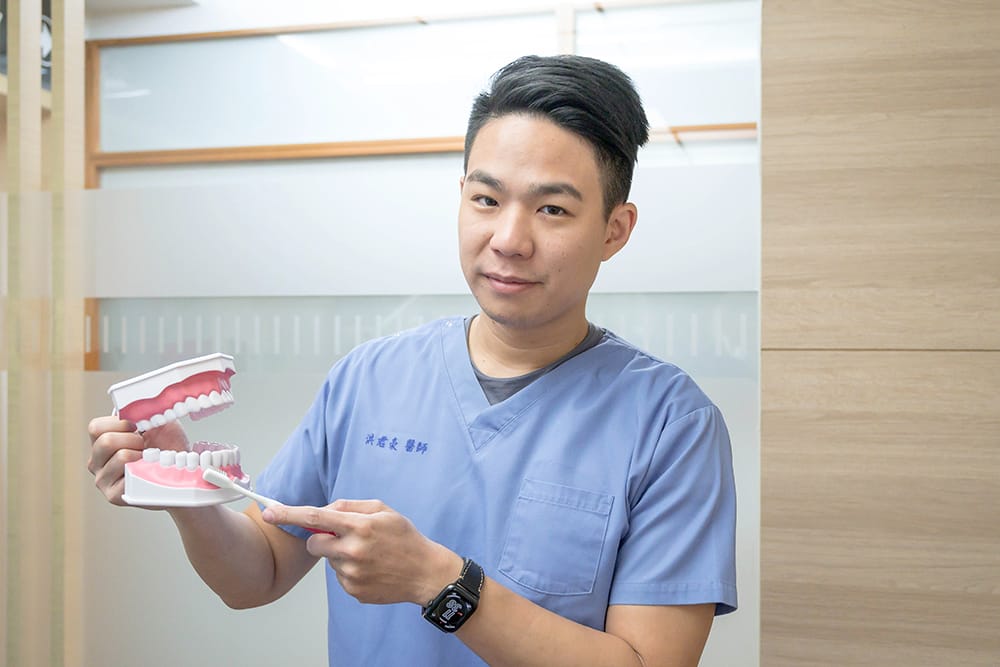 【媒體報導】牙刷電動的才好？醫師授3招挑好牙刷護健康