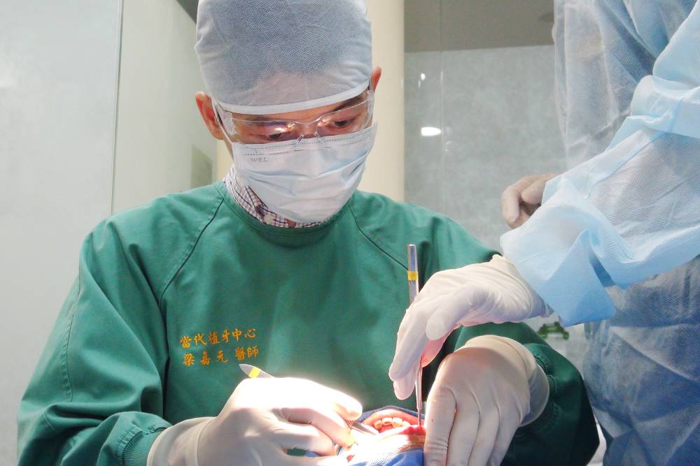 【媒體報導】年輕缺牙別輕忽 小心牙齒凌亂不整