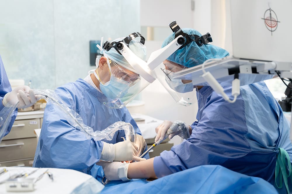 【有影】導航植牙系統提升精準度 降低植牙風險性