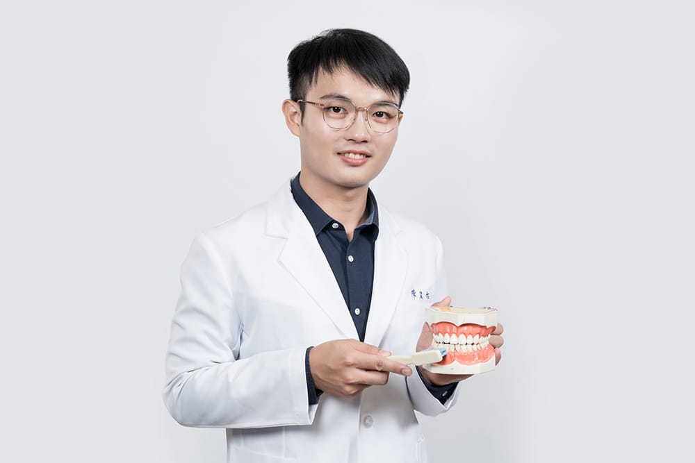 【有影】洗牙後兩天內牙結石就會長回來？醫師一計妙招讓牙菌斑無所遁形